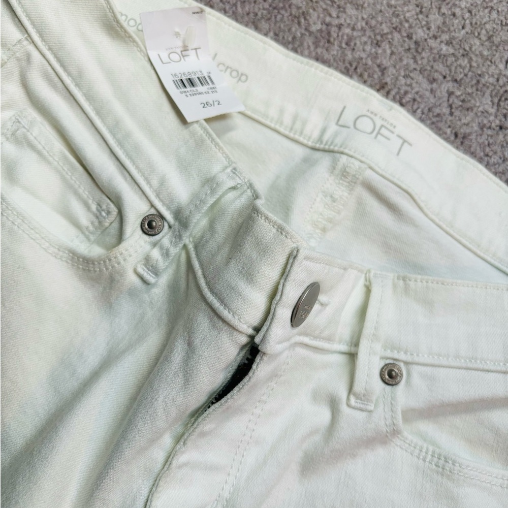NWT ANN TAYLOR LOFT MODERN CUFFED CROP 26/2 white